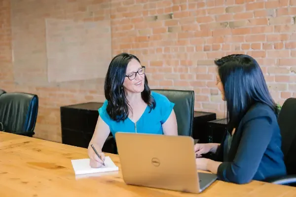 How to increase ROI with custom web development in mid-sized companies